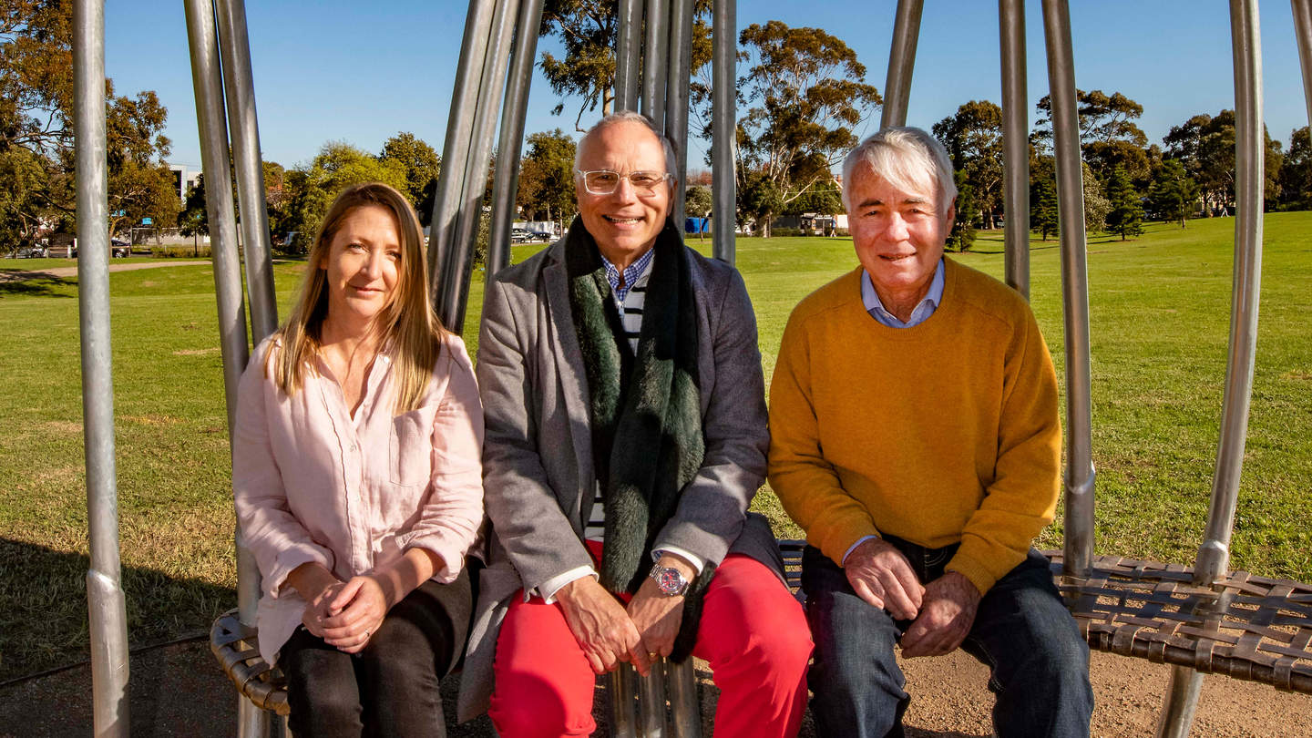From left: Sarah Morris, Bayside Arts & Gallery Advisory Committee member, Cr Alex del Porto and Brian Hewitt, Bayside Arts & Gallery Advisory Committee member at the launch of ‘Spirit of Place’ by David Wood at Elsternwick Park 2021. 